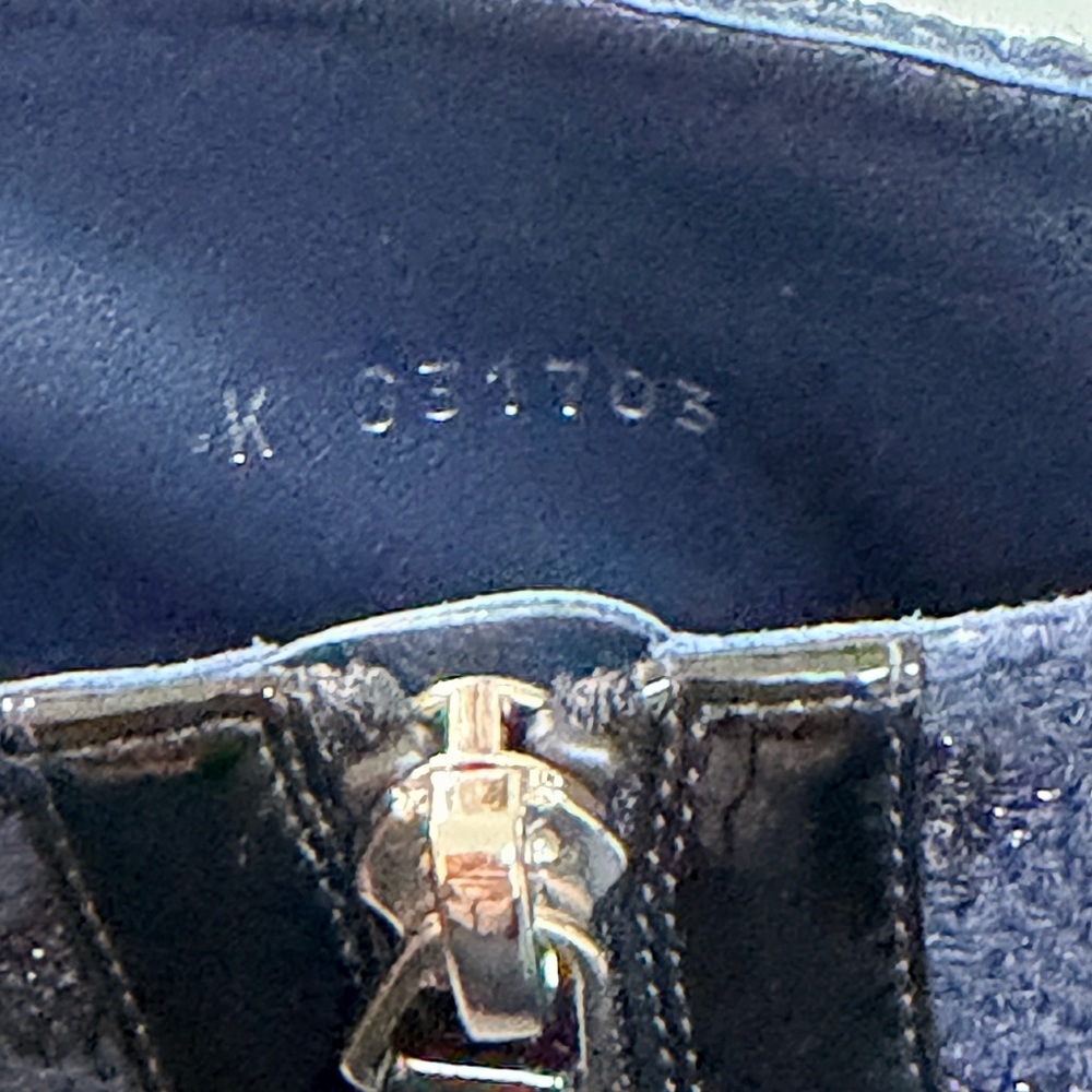 CHANEL Tweed Ankle boots with patent leather trim. Run small. - Picture 8 of 8
